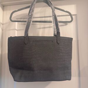 NWT Thirty-one City Scene Bag